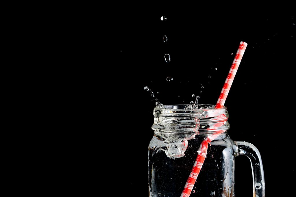 Woda do picia – jaką kupić i na co zwrócić uwagę