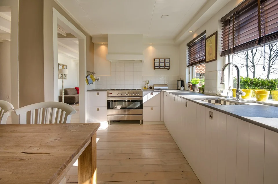 Szwedzki stół w domu – przyjęcia w małych mieszkaniach